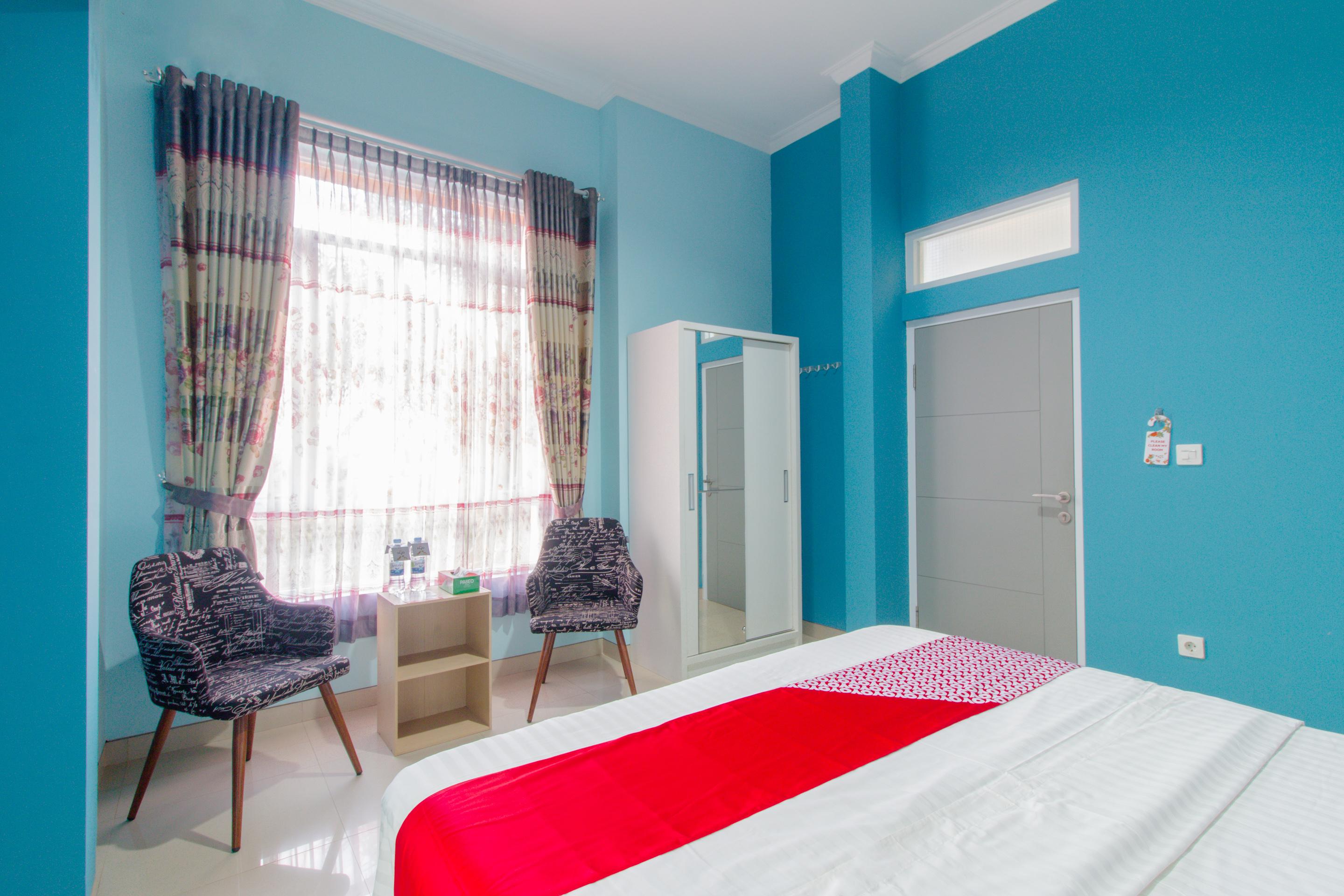 Oyo 871 Aira Costel Hotel Cianjur Buitenkant foto